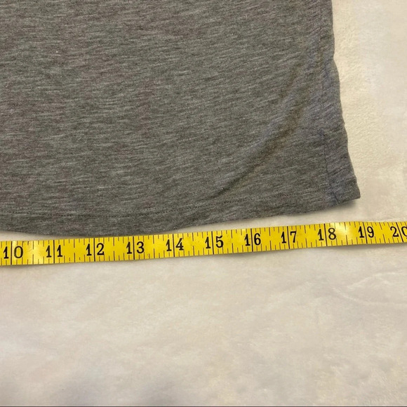 PINK Victoria’s Secret T-Shirt S - Picture 8 of 12